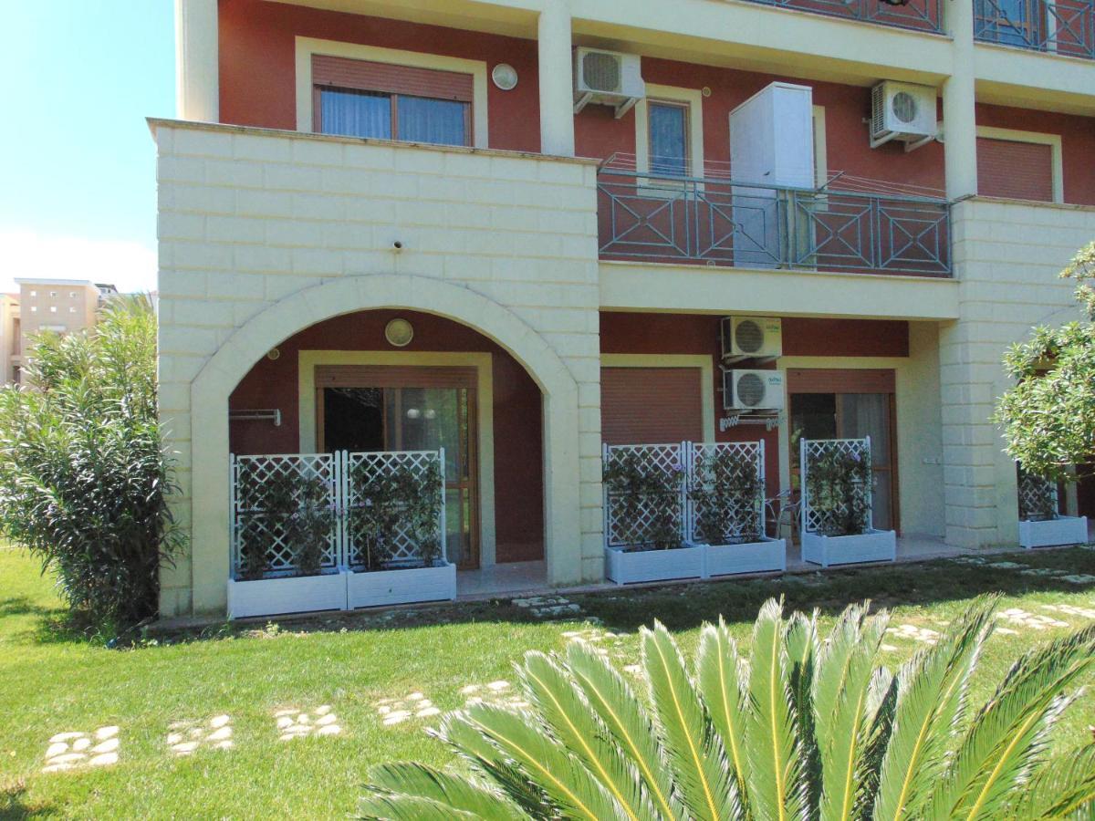 Casa Vacanze Oasi Felicita Nova Siri Marina Extérieur photo